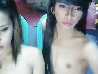 Hot tranny and her friend on live cam 